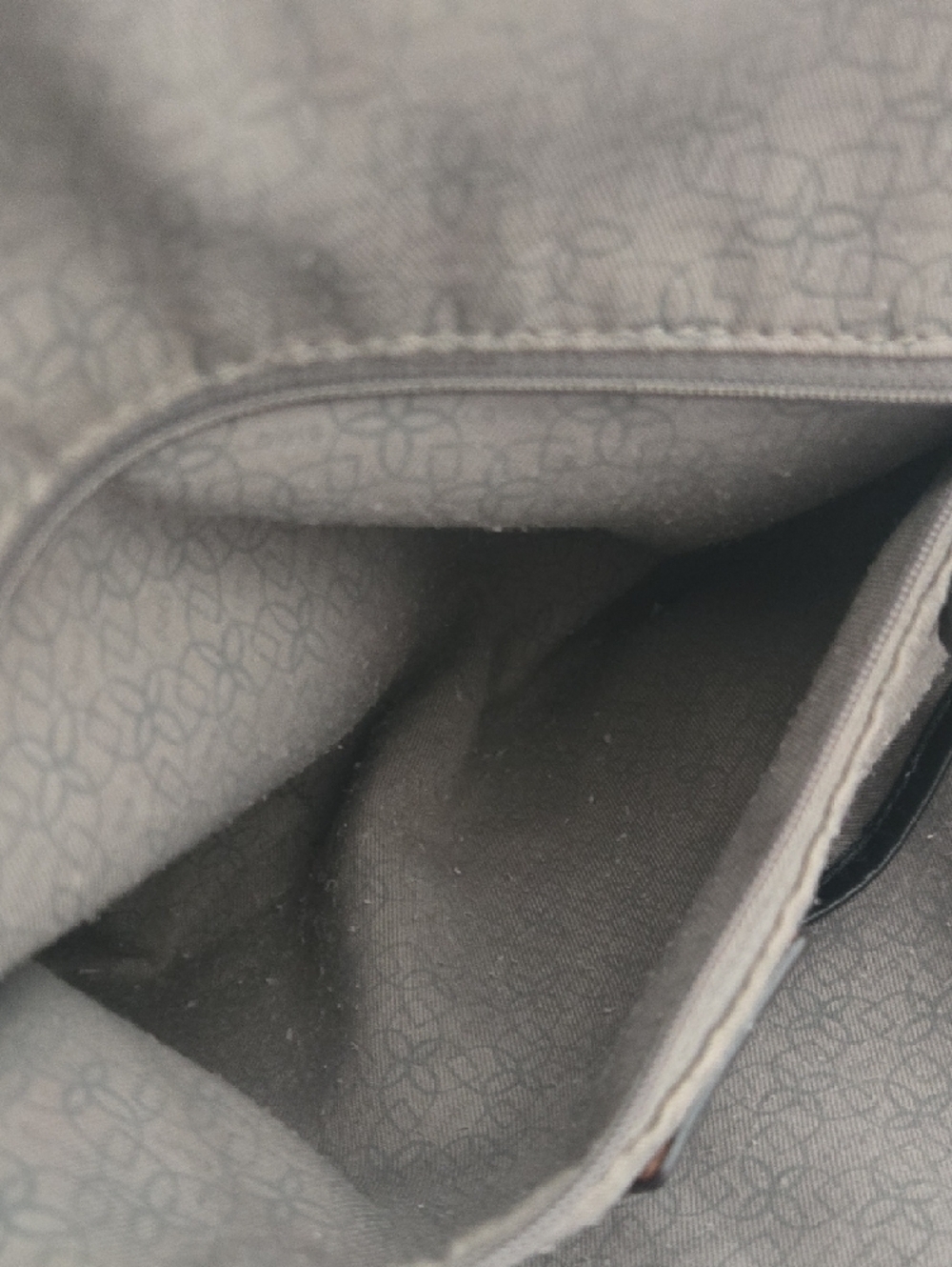Lodis Black Pebbled Leather Tote Quiet Luxury Normcore Classic Shoulder Bag - Picture 10 of 14